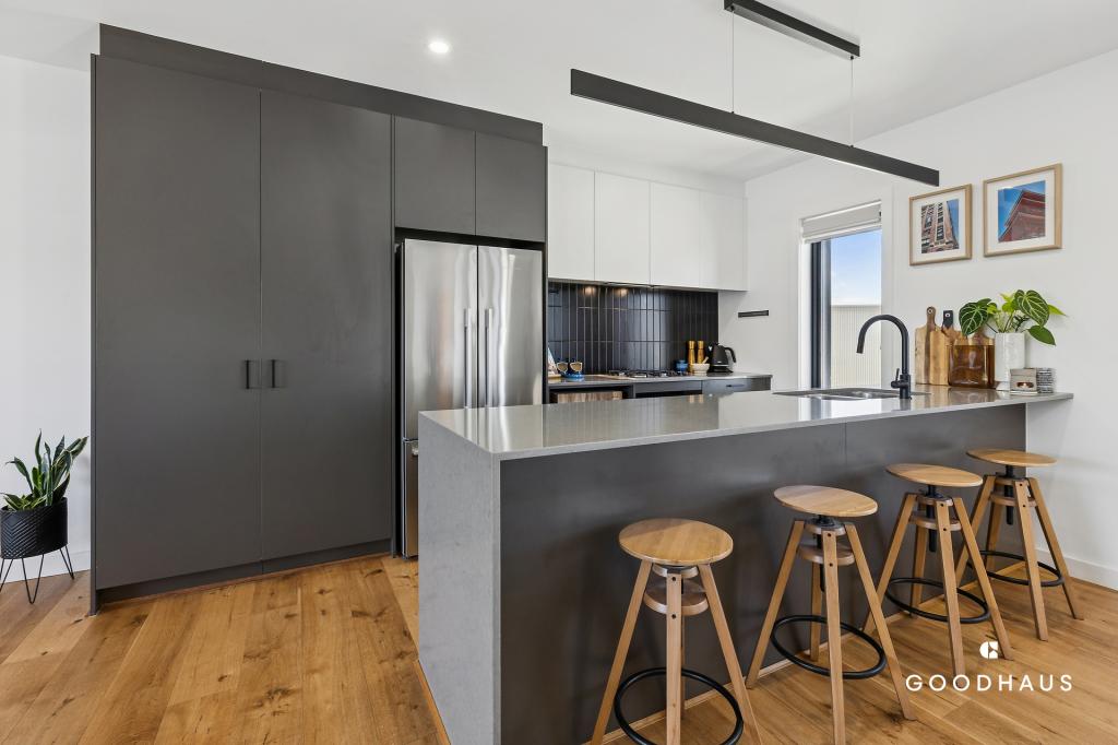 22/60 Kingsland Pde, Casey, ACT 2913