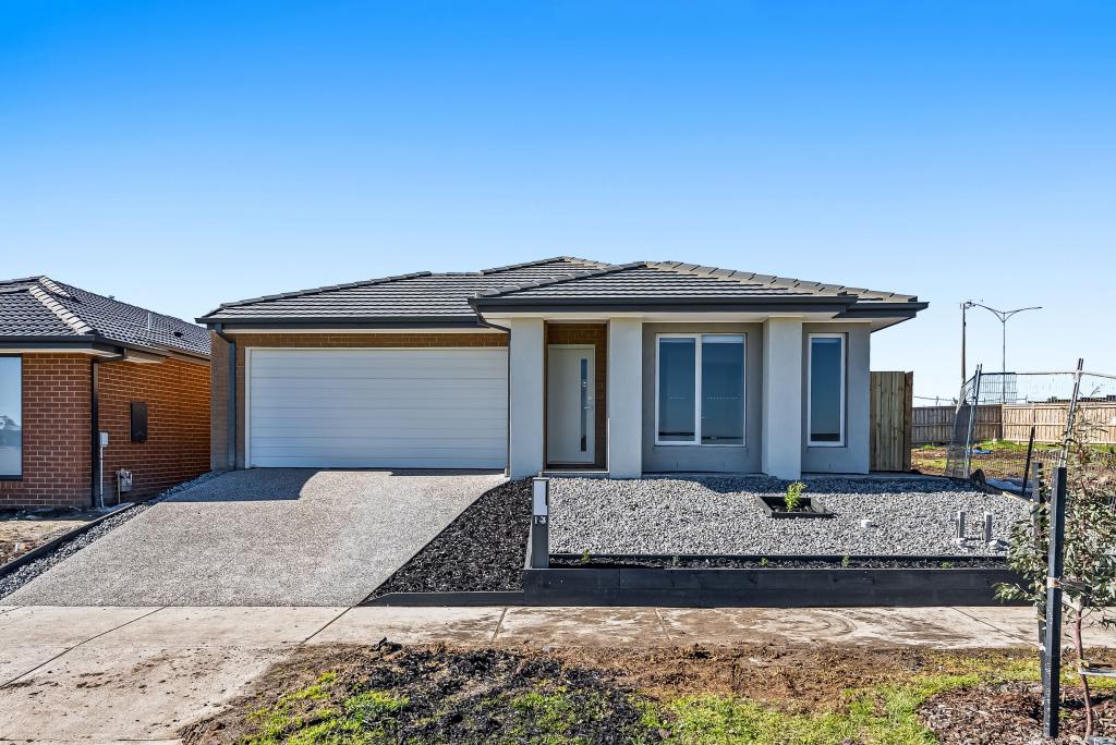 6 GOLDEN PKWY, DONNYBROOK, VIC 3064