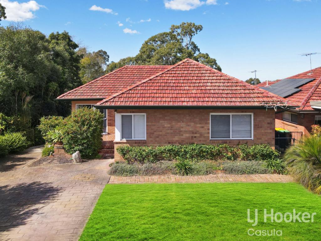 12 DUNMORE CRES, CASULA, NSW 2170
