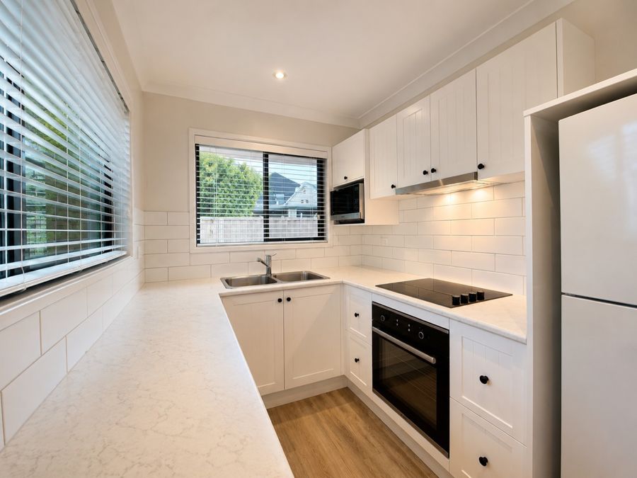 1/5 Teal Ave, Paradise Point, QLD 4216