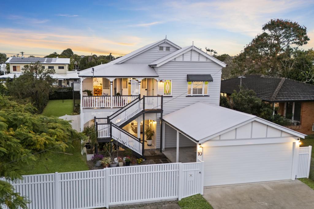 10 Bushing St, Wynnum West, QLD 4178
