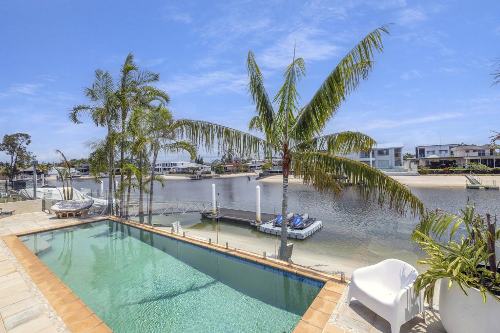 17 Cristobel Ct, Broadbeach Waters, QLD 4218