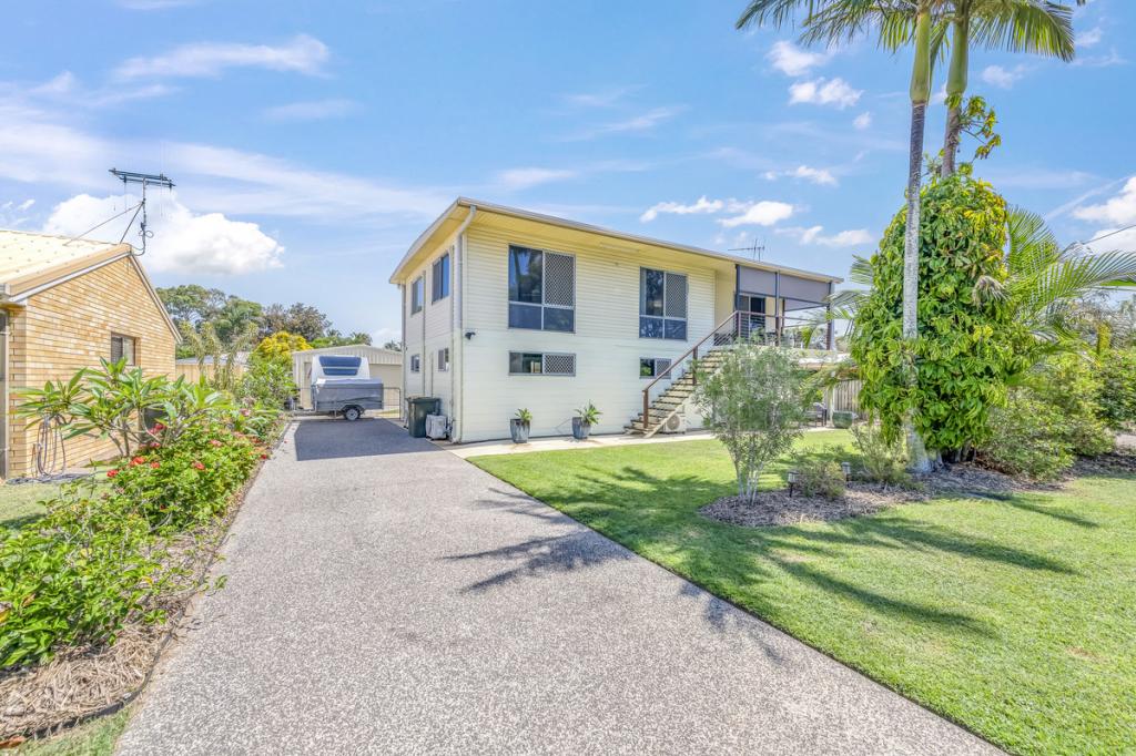 19 Club Ave, Moore Park Beach, QLD 4670