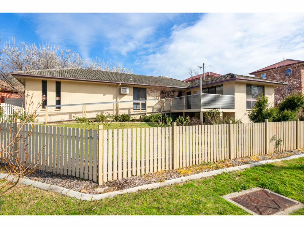 702 CAHILL PL, ALBURY, NSW 2640