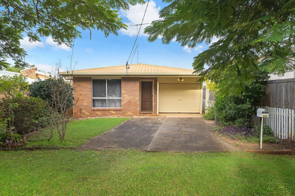 404 Scarborough Rd, Scarborough, QLD 4020