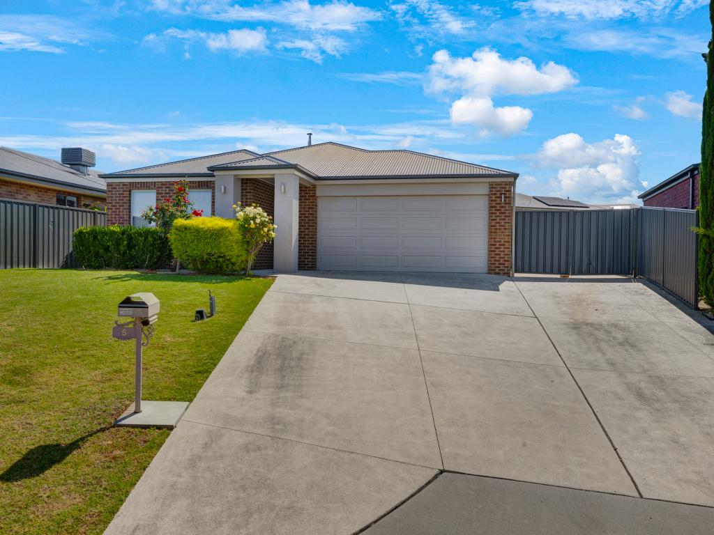 5 Loch Ct, Thurgoona, NSW 2640