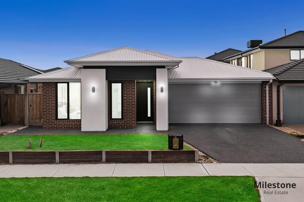 16 CHAMPION ST, CLYDE NORTH, VIC 3978