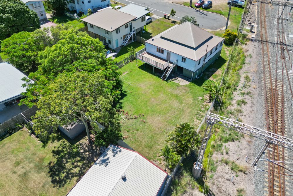 1 Pier St, South Gladstone, QLD 4680