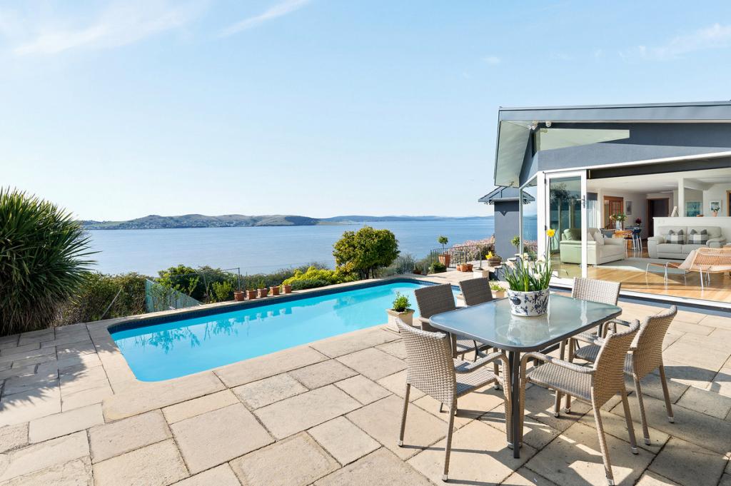 7 O'Conor Ct, Sandy Bay, TAS 7005