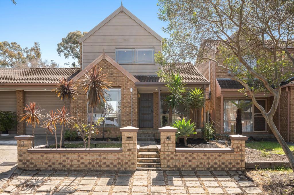 3 TIMOR CL, BURWOOD, VIC 3125