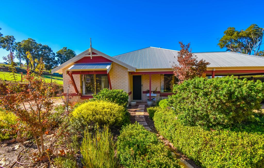 15 Carnegie Cl, Bridgetown, WA 6255