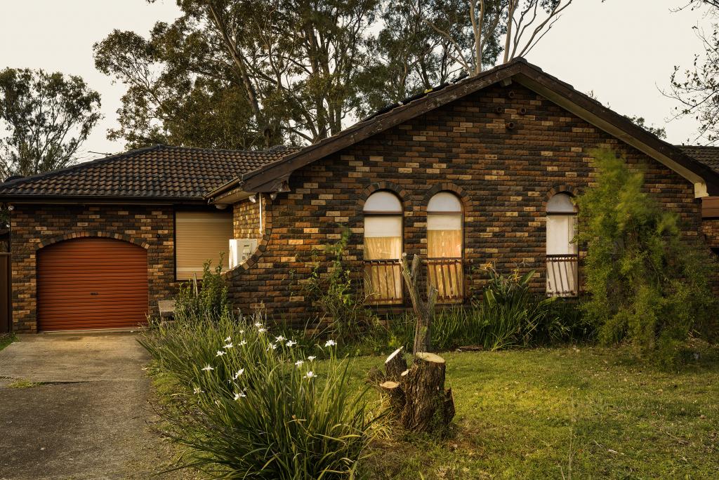 47 Styles Cres, Minto, NSW 2566
