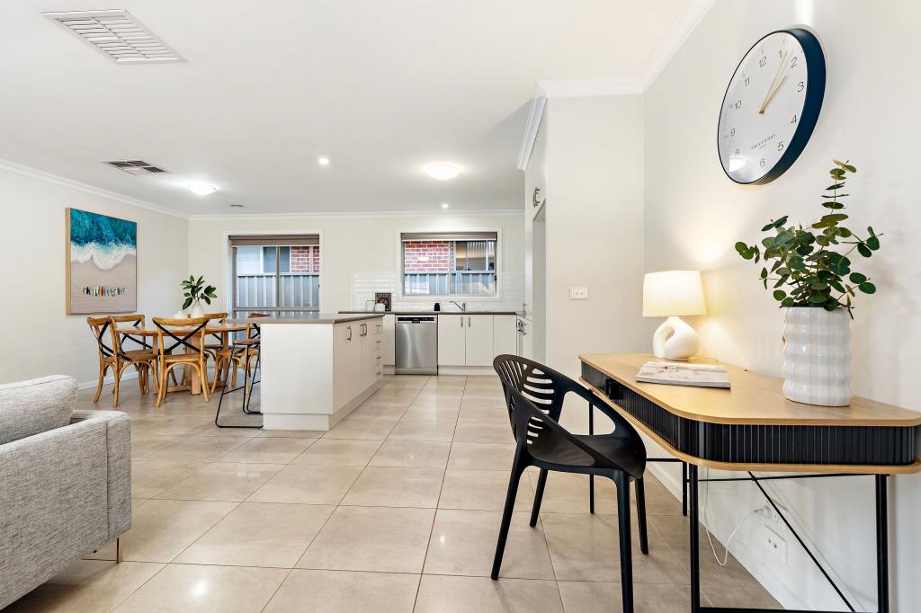 65 Songlark Cres, Thurgoona, NSW 2640