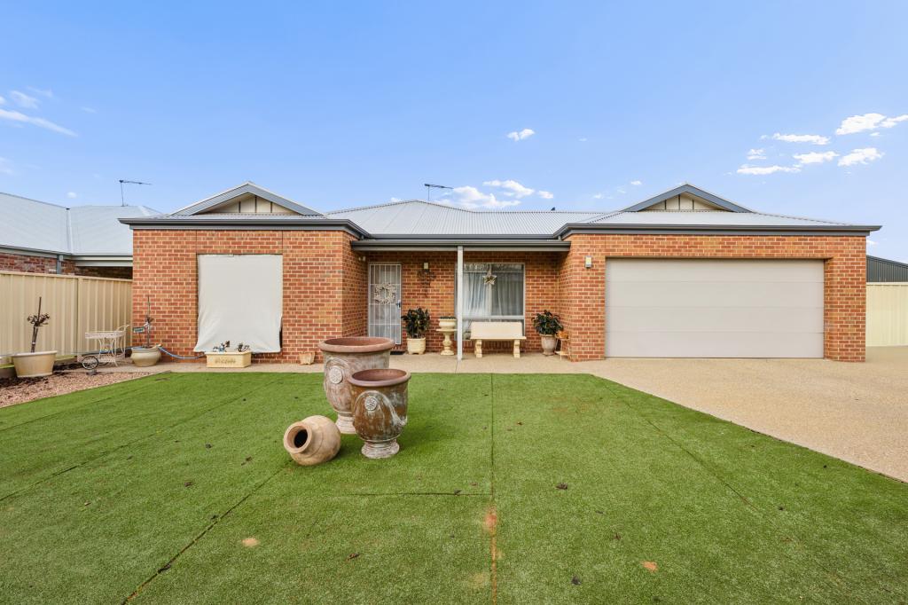 19 Toorak Dr, Irymple, VIC 3498