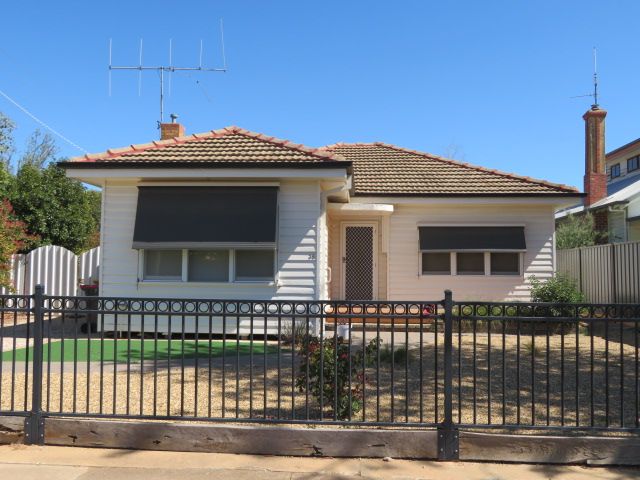 35 Haverfield St, Echuca, VIC 3564