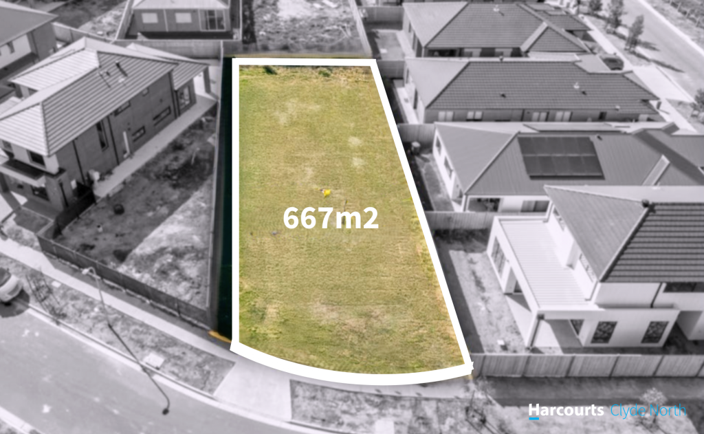 4 Ellypark Cres, Clyde North, VIC 3978