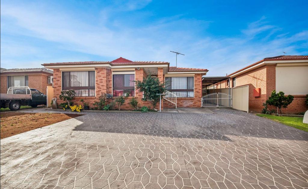 14 Janacek Pl, Bonnyrigg Heights, NSW 2177