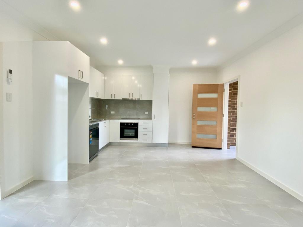 5a Gregory Ave, Oxley Park, NSW 2760