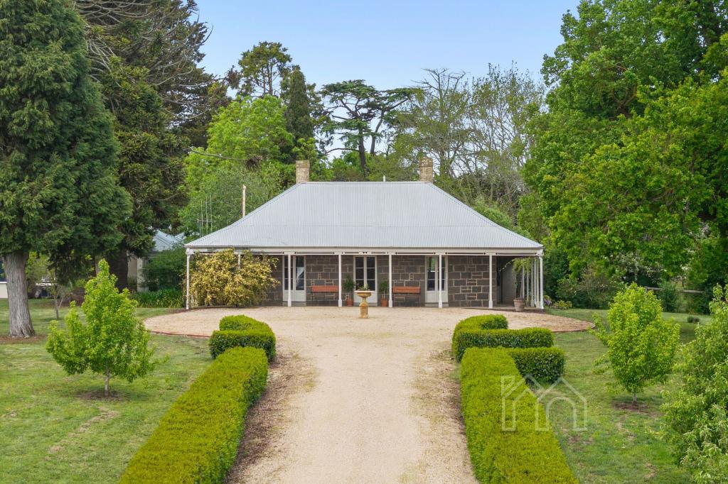 140 Fiddlers Green Rd, Kyneton, VIC 3444