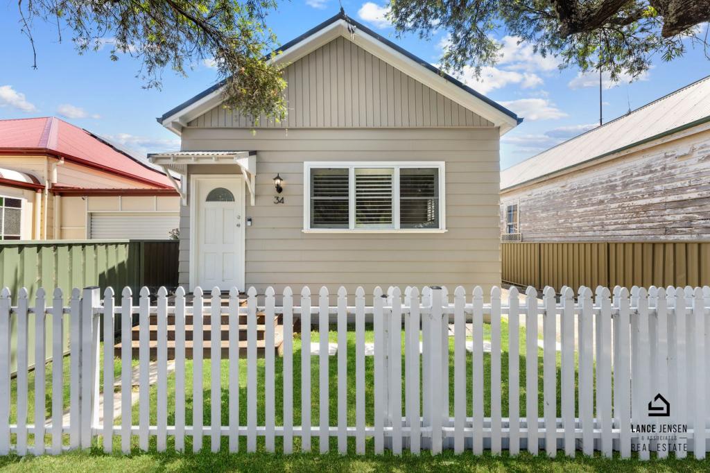 34 Swan St, Hamilton, NSW 2303