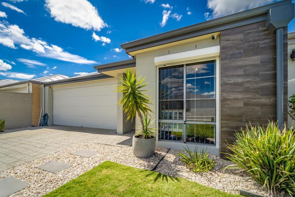16 Wattley Rd, Wellard, WA 6170