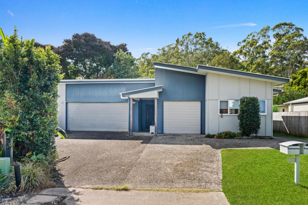 13 Palmerston Cres, Beerwah, QLD 4519