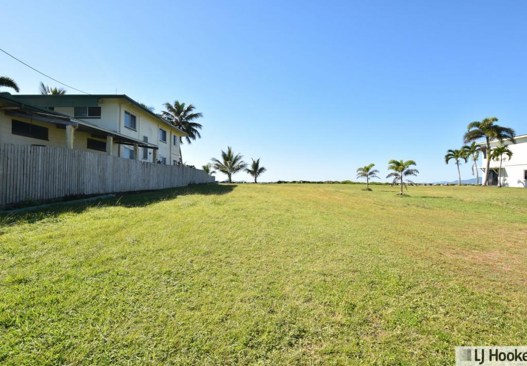 10 TAYLOR ST, TULLY HEADS, QLD 4854