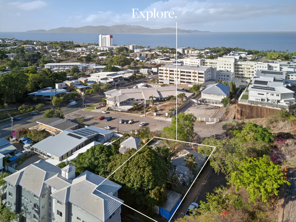 16 CLIFTON ST, NORTH WARD, QLD 4810