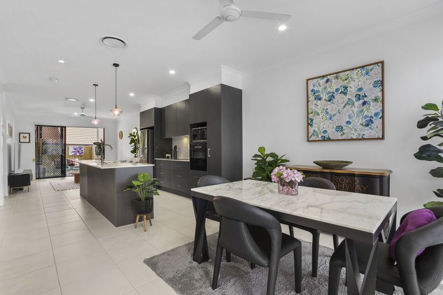 35 YORKVILLE PL, CARINA, QLD 4152