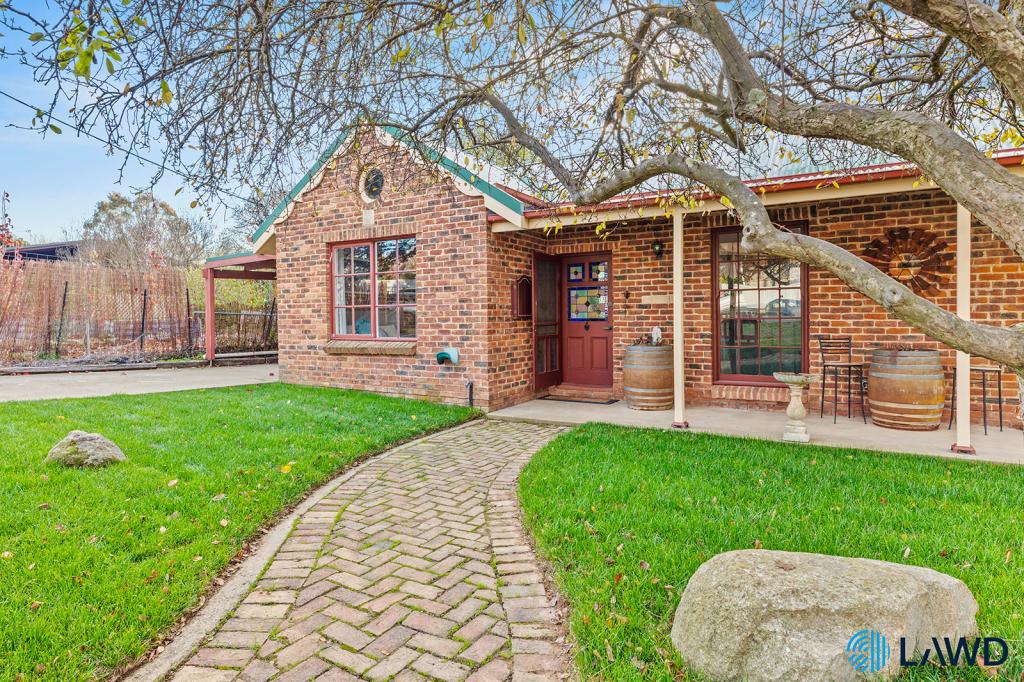 35 Cullavin St, Gunning, NSW 2581