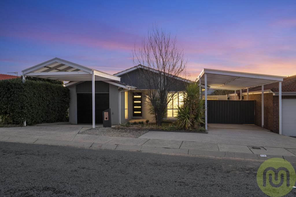 26 Ashcroft Cres, Monash, ACT 2904