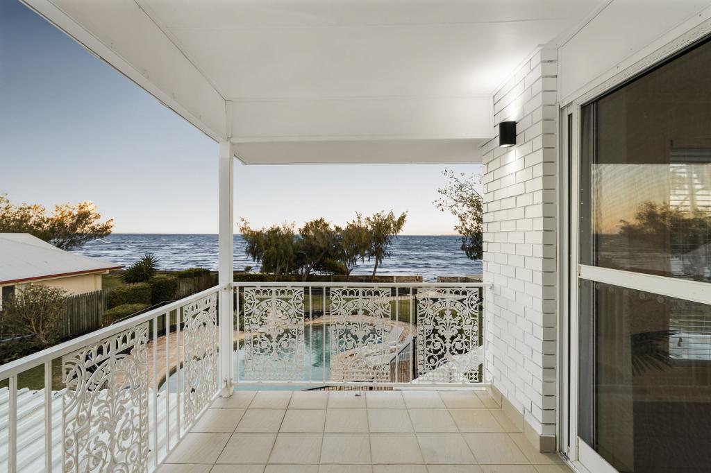 34 Bayside Dr, Beachmere, QLD 4510