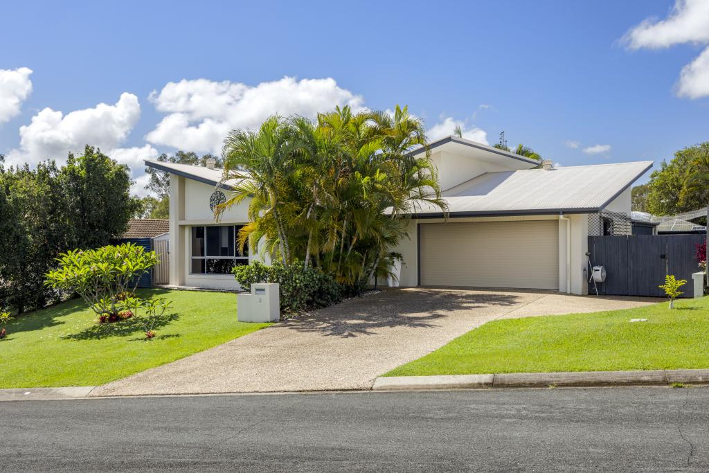 3 Hilltop Ave, Southside, QLD 4570