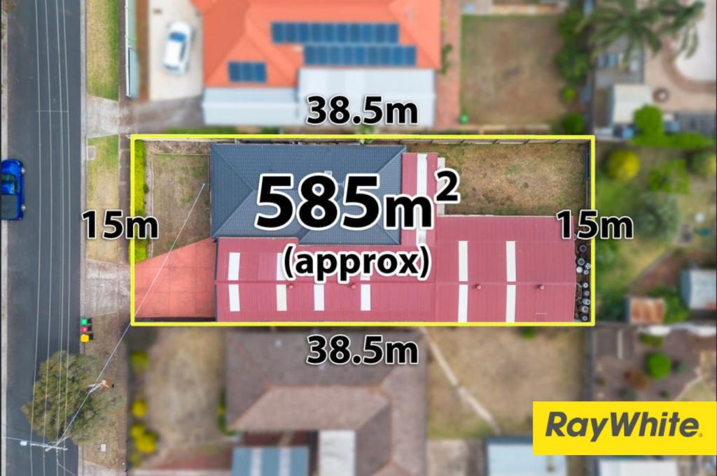 11 WILLS RD, MELTON SOUTH, VIC 3338