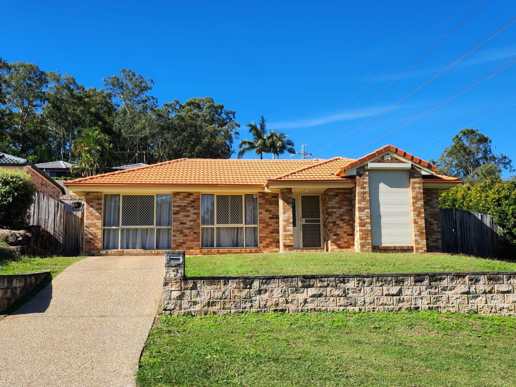 13 STOCKWHIP PL, SUMNER, QLD 4074