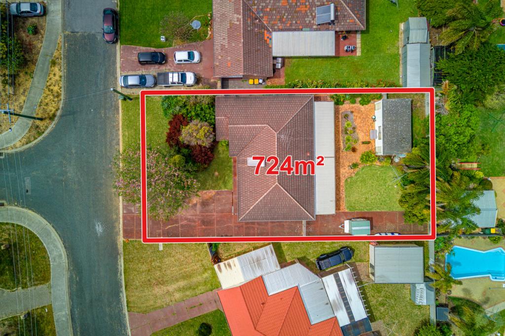 21 Luckhurst Dr, Mandurah, WA 6210