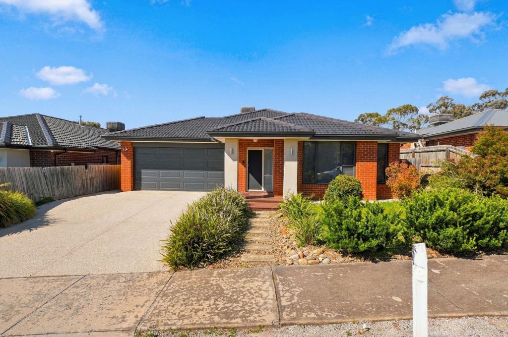 26 HAMISH RD, DARLEY, VIC 3340