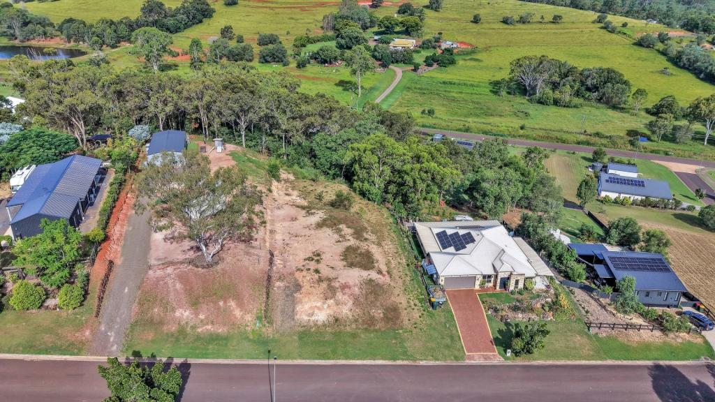 8 SANCTUARY CT, APPLE TREE CREEK, QLD 4660