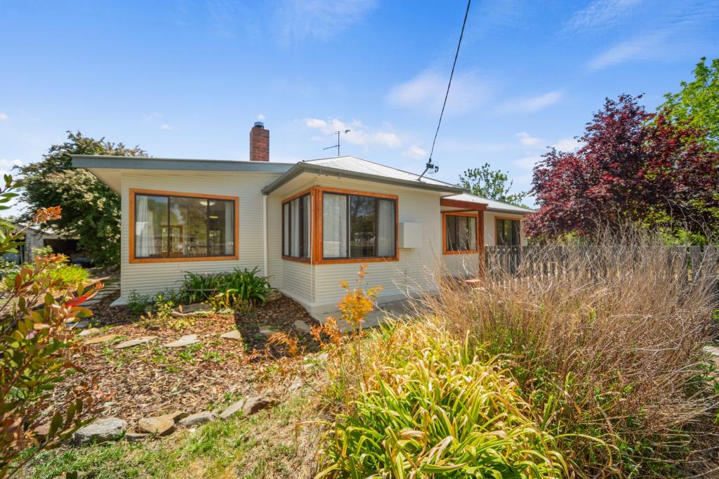 8 Stanton St, Nimmitabel, NSW 2631