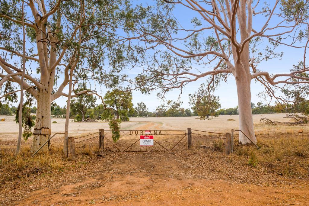 496 North Rd, Wannamal, WA 6505