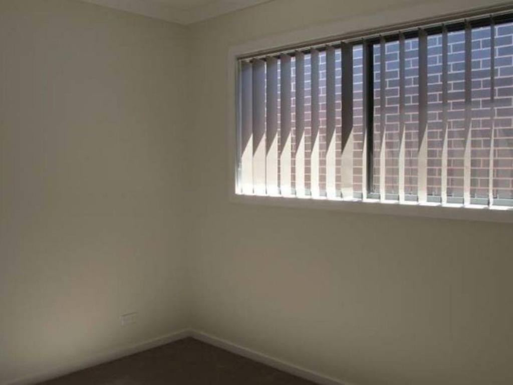 16 Killuna Way, Jordan Springs, NSW 2747