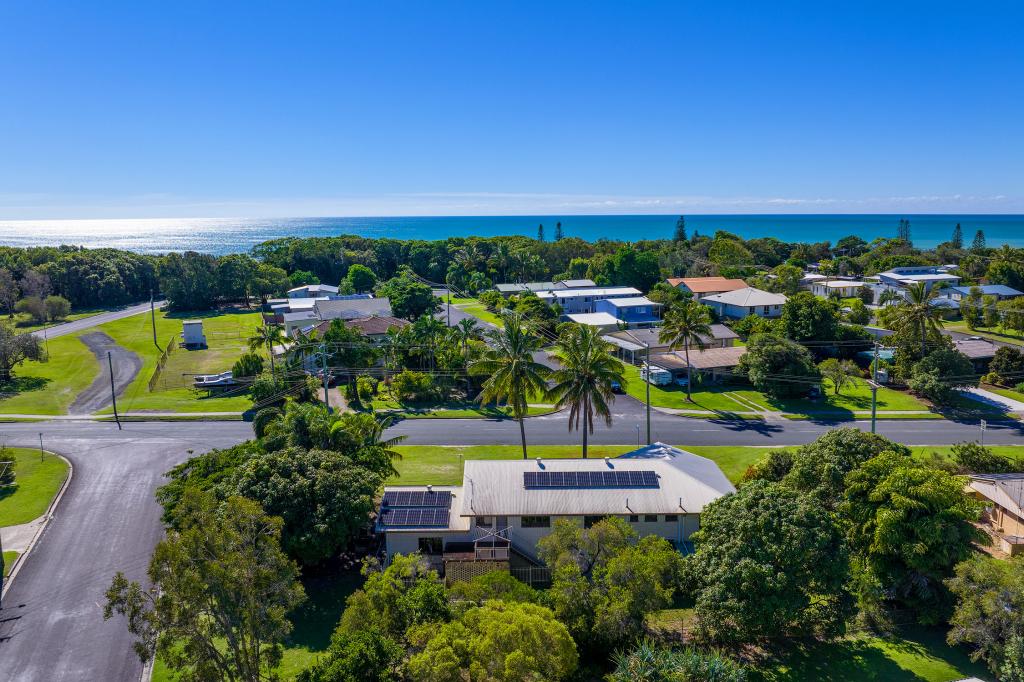 1 Zircon Ave, Rainbow Beach, QLD 4581