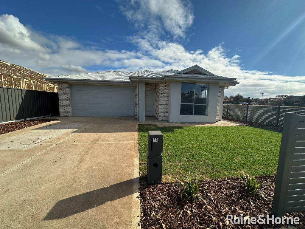 29 Newbridge Pde, Murray Bridge, SA 5253