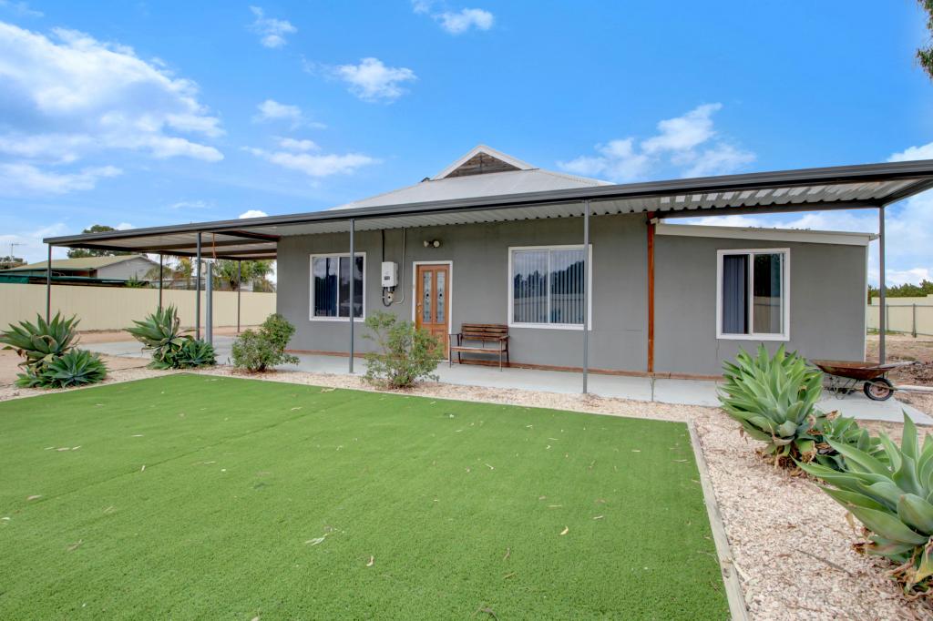 271 Kulkyne St, Renmark West, SA 5341