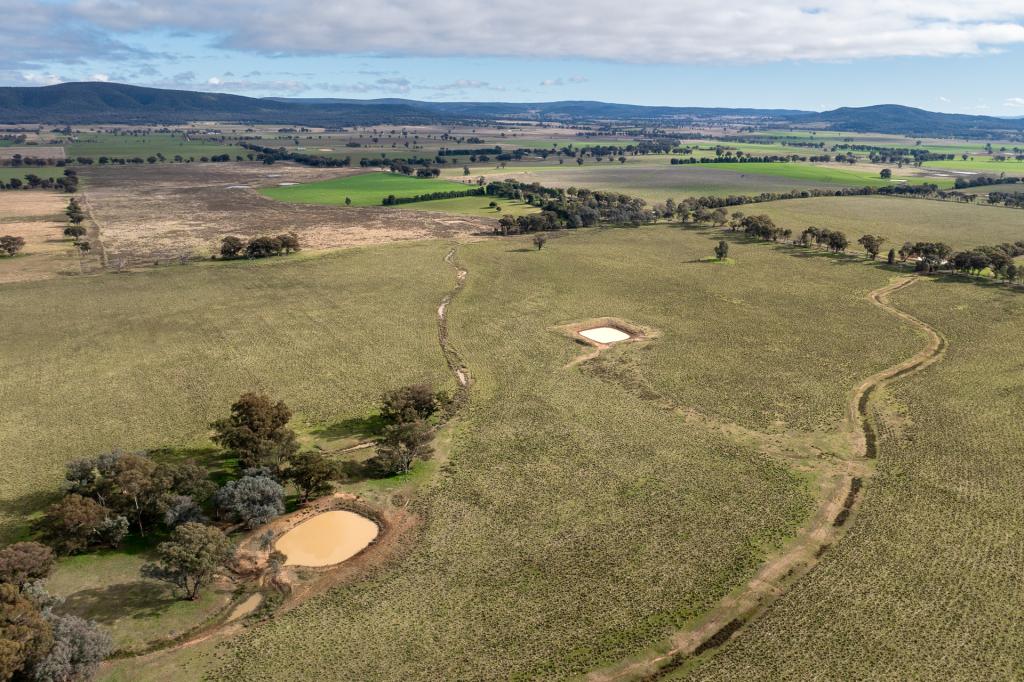 235 Barrs Rd, Cowra, NSW 2794