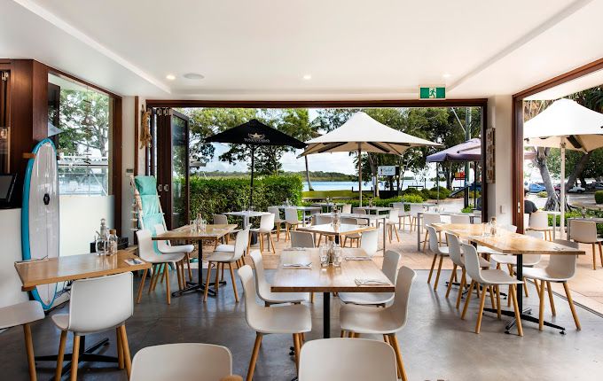 Barefoot Bar & Grill Located At 5/ 269 Gympie Tce, Noosaville, QLD 4566