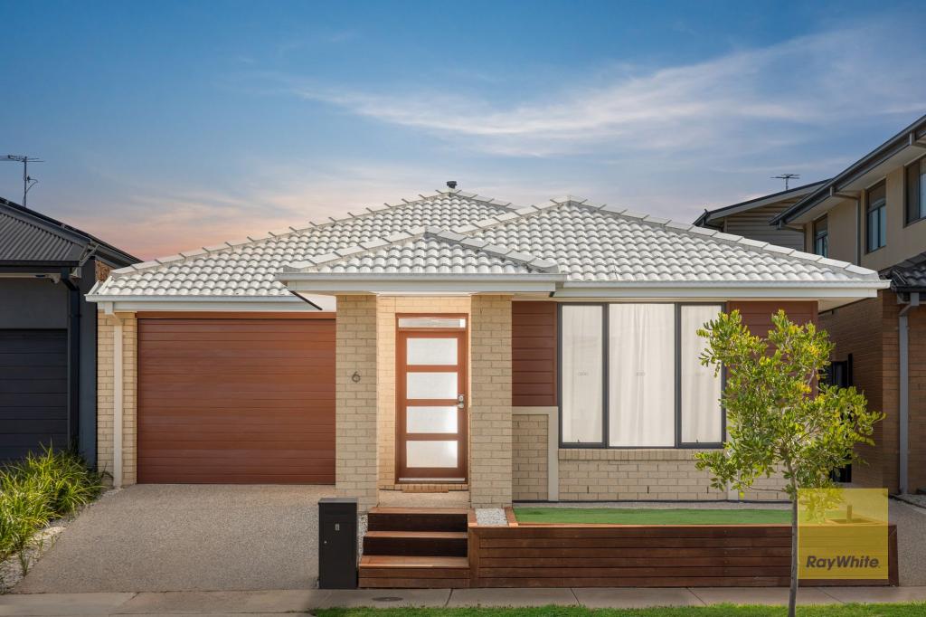 6 Moombill Rd, Truganina, VIC 3029