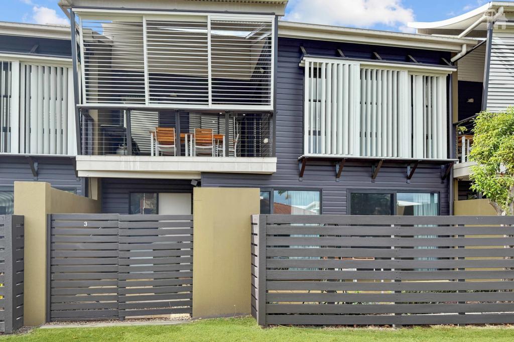 3/190 Cypress St, Torquay, QLD 4655