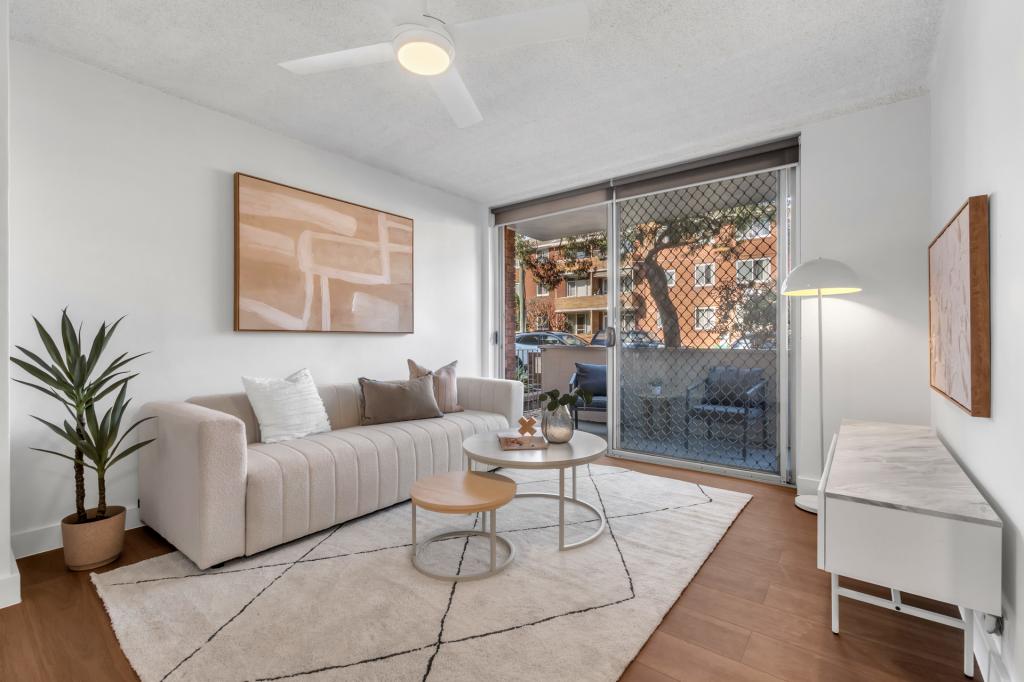 1/4 GRACE CAMPBELL CRES, HILLSDALE, NSW 2036