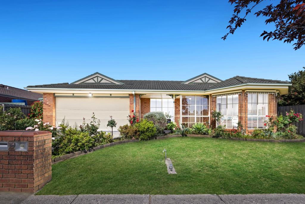 19 JAGGER CCT, CRANBOURNE EAST, VIC 3977